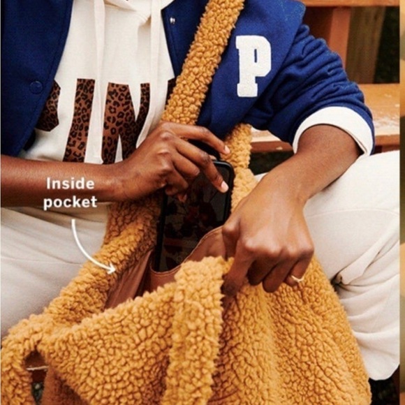 NWT VS Pink Sherpa Tote - Picture 2 of 4